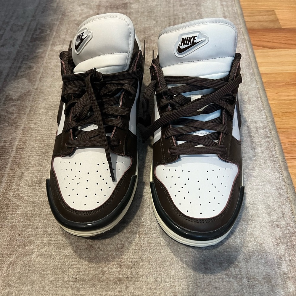 Mocha Nikes size 9 never worn